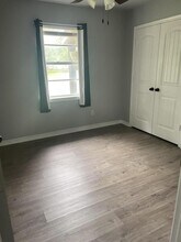 1101 S Lovers Ln in Gatesville, TX - Building Photo - Building Photo