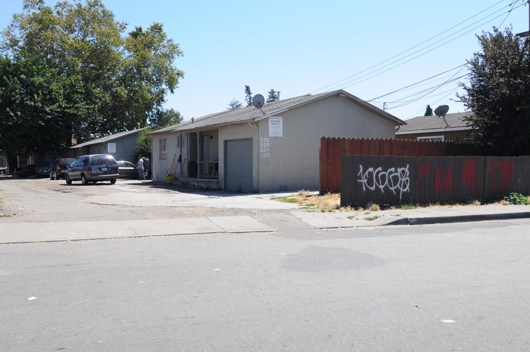 622 Shepherd Ave in Hayward, CA - Foto de edificio