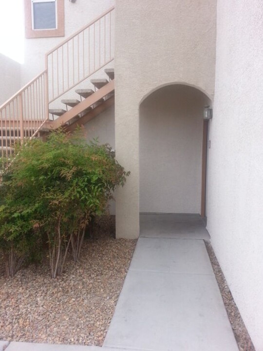 4655 Gold Dust Ave in Las Vegas, NV - Building Photo