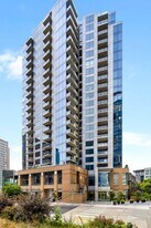 10610 NE 9th Pl in Bellevue, WA - Building Photo