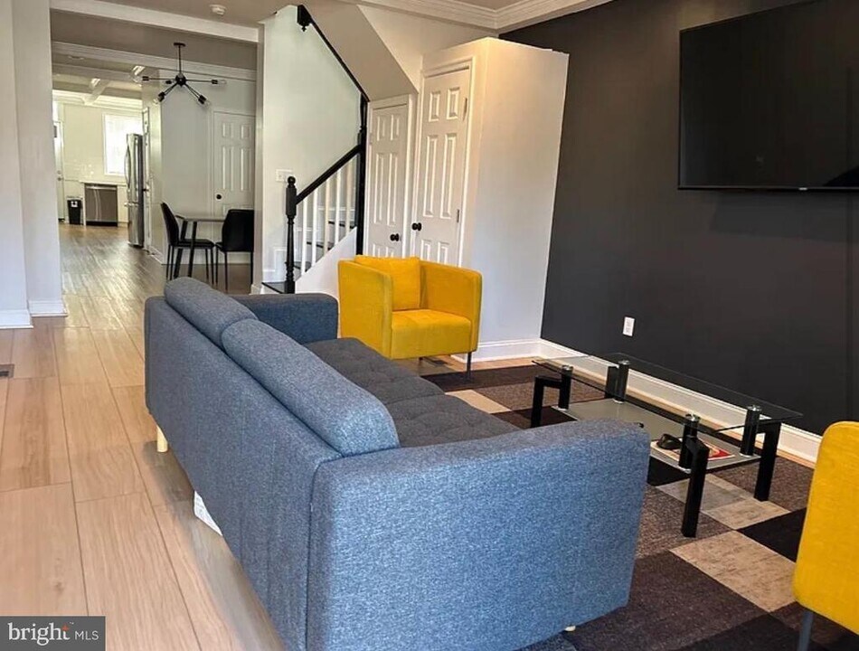 306 N Carrollton Ave in Baltimore, MD - Building Photo