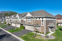 Elk Creek Estates in Maple Grove, MN - Foto de edificio - Building Photo