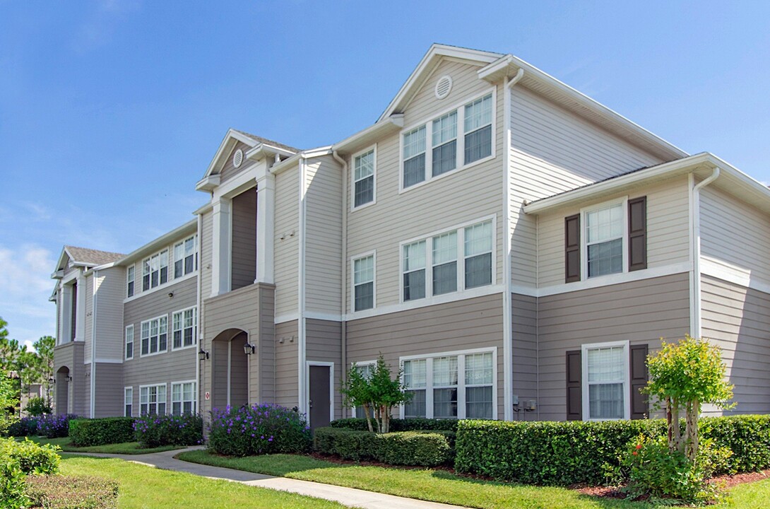 Wickham Club in Melbourne, FL - Building Photo