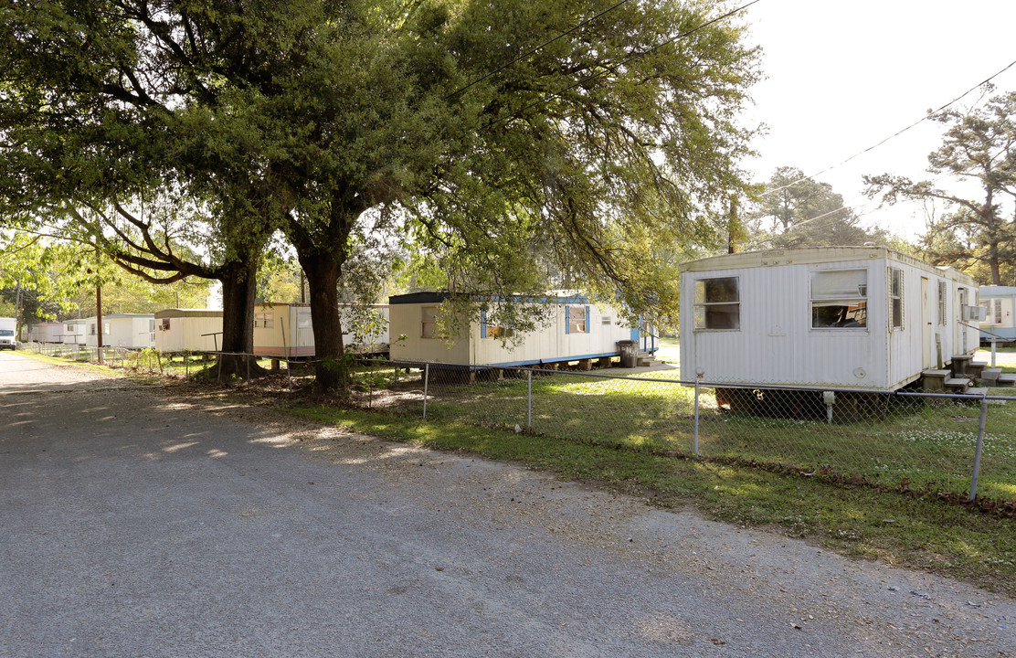 Ashley Mobile Home Park in North Charleston, SC - Foto de edificio