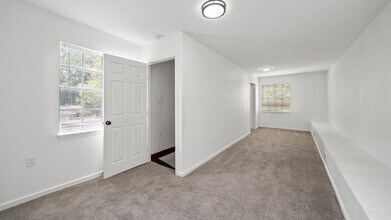 8327 Bonner Dr in Houston, TX - Building Photo - Building Photo