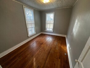 1722 S 10th St in St. Joseph, MO - Building Photo - Building Photo