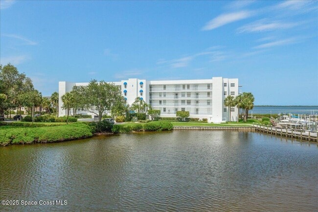 6124 River Run Dr