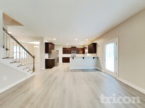 262 Dundalk Dr, Unit 4 in Zebulon, NC - Foto de edificio - Building Photo