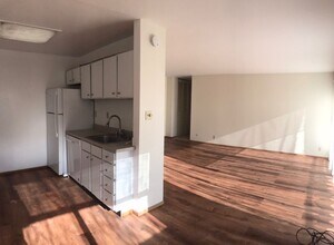 2029 Otis Dr in Alameda, CA - Building Photo - Building Photo