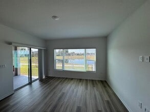 362 Thompson Vlg Ave in Apopka, FL - Building Photo - Building Photo