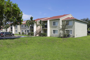 Pembroke Villas Apartments