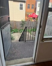 102-19 Martense Ave, Unit Apt C in Queens, NY - Foto de edificio - Building Photo