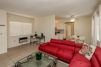 1250 S Alhambra Cir in Coral Gables, FL - Building Photo - Building Photo