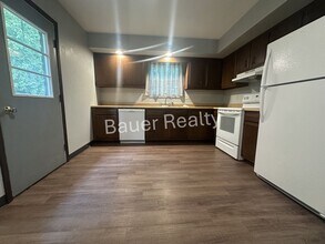 1420 Peachtree Dr in Ashland, OH - Building Photo - Building Photo