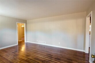 4669 Lawrenceville Hwy in Tucker, GA - Building Photo - Building Photo