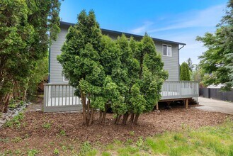 19808 SE 36th St in Camas, WA - Building Photo - Building Photo