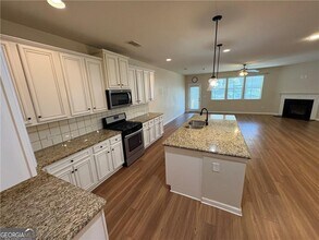 7843 Nolan Trl in Snellville, GA - Building Photo - Building Photo