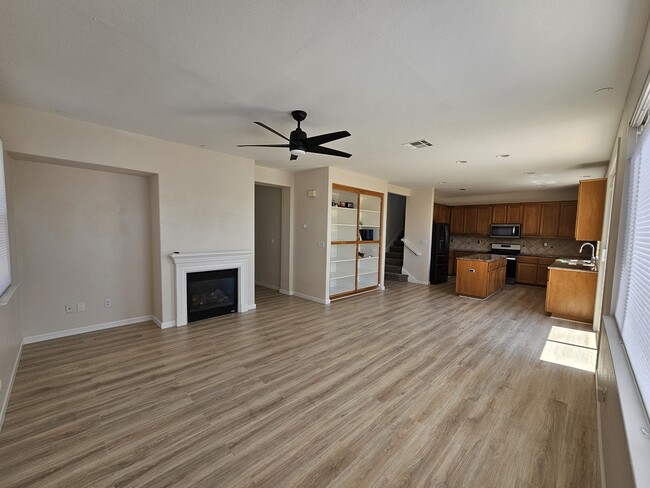 106 Eucalyptus Knoll in Hercules, CA - Building Photo - Building Photo