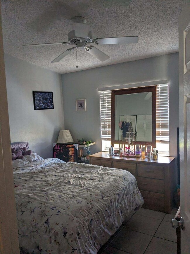 214 Boundary Blvd-Unit -214 Boundary Blvd Unit A in Rotonda West, FL - Building Photo - Building Photo