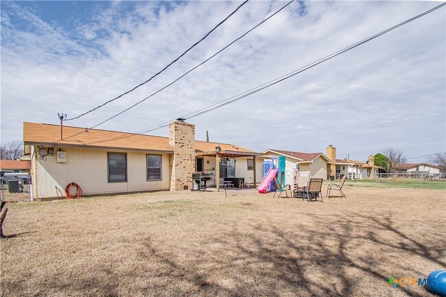 property at 1906 Nimitz Dr