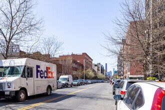 886-888 Myrtle Ave in Brooklyn, NY - Building Photo - Building Photo