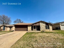 3407 Durango Ln in Arlington, TX - Building Photo