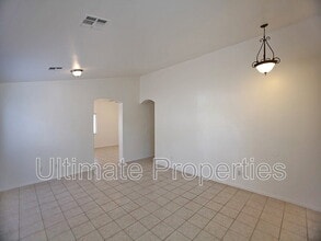 12710 W Willow Ave in El Mirage, AZ - Foto de edificio - Building Photo
