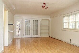 3087 SE Ankeny St in Portland, OR - Building Photo - Building Photo