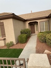 2143 Fort Sanders St in Henderson, NV - Building Photo - Building Photo