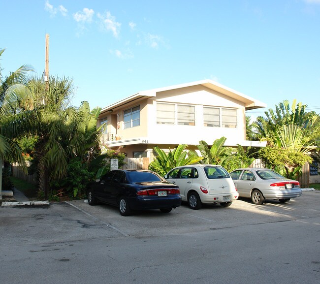 841 N Victoria Park Rd in Fort Lauderdale, FL - Building Photo - Building Photo