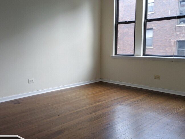 3149 W Medill Ave in Chicago, IL - Building Photo - Building Photo