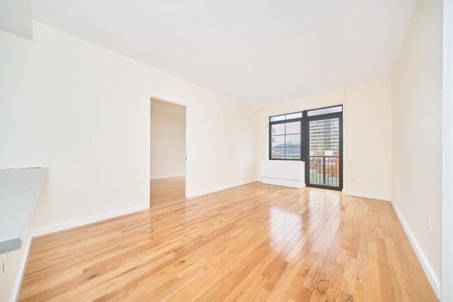 2211 Third Ave in Bronx, NY - Building Photo - Building Photo