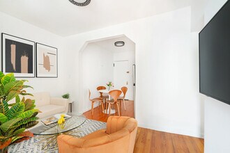 444 W 48th St in New York, NY - Building Photo - Building Photo