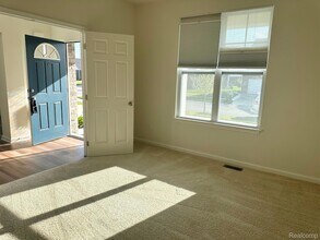50859 Steed Dr in Canton Township, MI - Foto de edificio - Building Photo