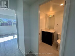 191 Sherbourne St in Toronto, ON - Building Photo - Building Photo