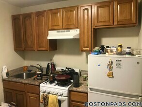 107 Gordon St, Unit 1 in Boston, MA - Building Photo - Building Photo
