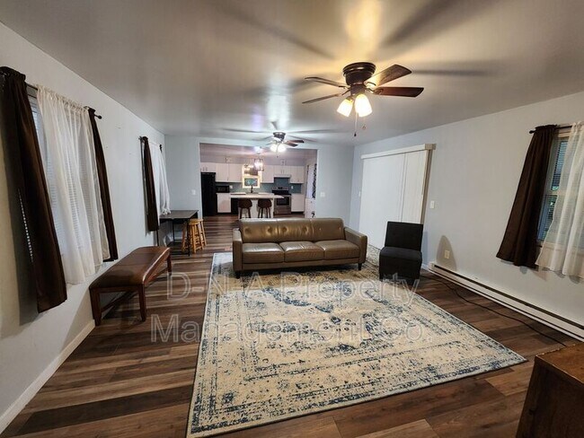 407 Mountain Rd in Albrightsville, PA - Building Photo - Building Photo