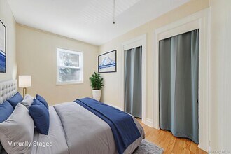 39 Chapman Pl in Bay Shore, NY - Building Photo - Building Photo