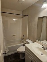 300 Cadence View Way in Henderson, NV - Building Photo - Building Photo