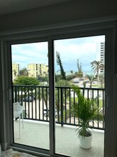 3500 Gulf Shore Blvd N in Naples, FL - Building Photo - Building Photo