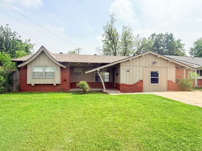 2512 SW 64th St in Oklahoma City, OK - Building Photo - Building Photo