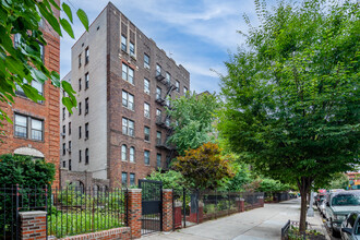 70 Lenox Rd in Brooklyn, NY - Foto de edificio - Building Photo