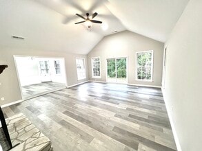 2401 Clematis Trl in Sumter, SC - Building Photo - Building Photo