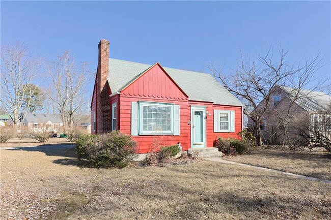property at 2913 W Shore Rd