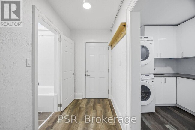 197 Roncesvalles Ave in Toronto, ON - Building Photo - Building Photo