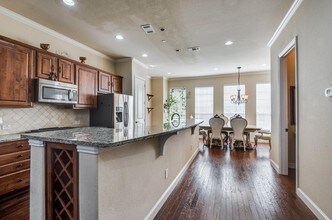 622 Arbol, Unit 1 in Irving, TX - Building Photo - Building Photo