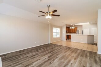 2904 Bourbon St in Fort Worth, TX - Building Photo - Building Photo