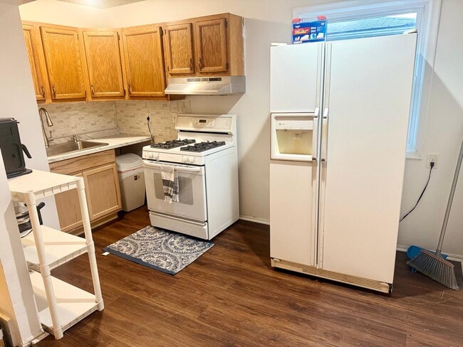 2046 Stieber St, Unit 2046 Steiber Street in Westland, MI - Building Photo - Building Photo