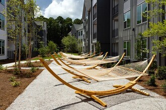 2403 Mall Dr in North Charleston, SC - Building Photo - Building Photo