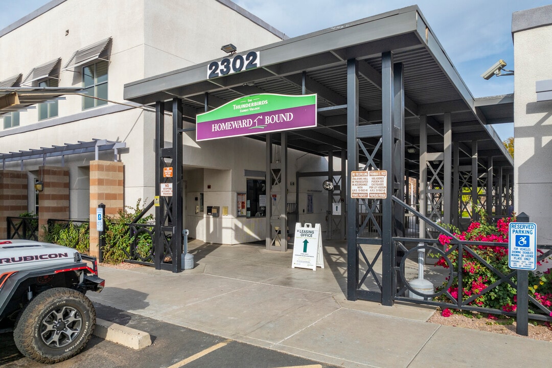 Homeward Bound in Phoenix, AZ - Building Photo